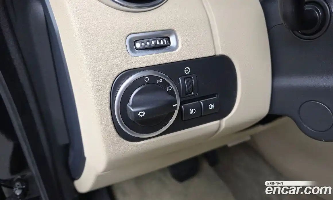 Land Rover Discovery 2016 3.0 автомат (гидро), фото 14