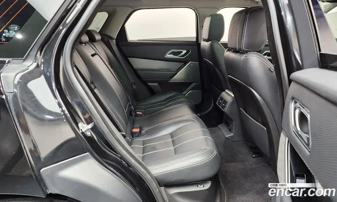 Land Rover Range Rover Velar 2019 2.0 автомат (гидро), фото 11