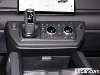 Land Rover Defender 2024 3.0 автомат (гидро), миниатюра 12