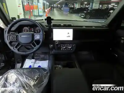 Land Rover Defender 2024 3.0 автомат (гидро), миниатюра 10