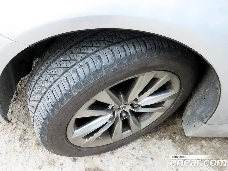 Lexus LS 2014 4.6 автомат (гидро), фото 20 Lexus LS 2014 4.6 автомат (гидро), фото 20