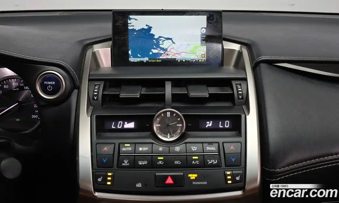 Lexus NX 2014 2.5 автомат (гидро), фото 14 Lexus NX 2014 2.5 автомат (гидро), фото 14