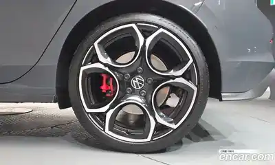 Volkswagen Golf 2025 2.0 автомат (гидро), миниатюра 6