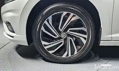 Volkswagen Jetta 2021 1.4 автомат (гидро), миниатюра 5