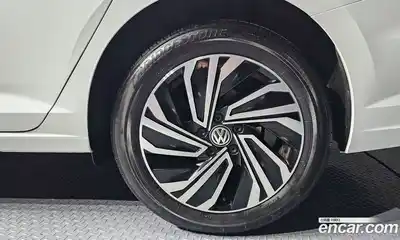 Volkswagen Jetta 2021 1.4 автомат (гидро), миниатюра 7
