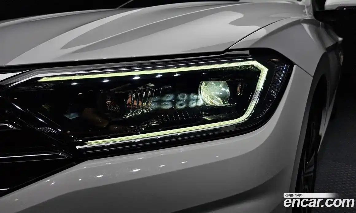 Volkswagen Jetta 2021 1.4 автомат (гидро), фото 8