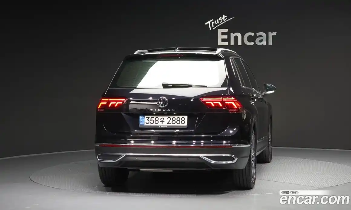 Volkswagen Tiguan 2021 2.0 автомат (гидро), фото 4