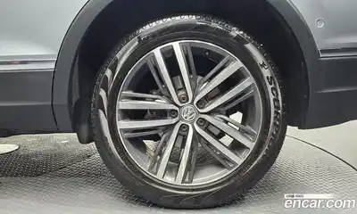 Volkswagen Tiguan 2020 2.0 автомат (гидро), миниатюра 7