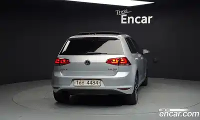 Volkswagen Golf 2015 2.0 автомат (гидро), миниатюра 4