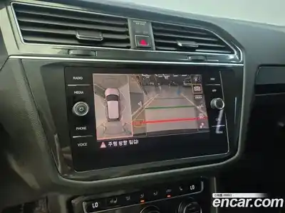 Volkswagen Tiguan 2018 2.0 автомат (гидро), миниатюра 12