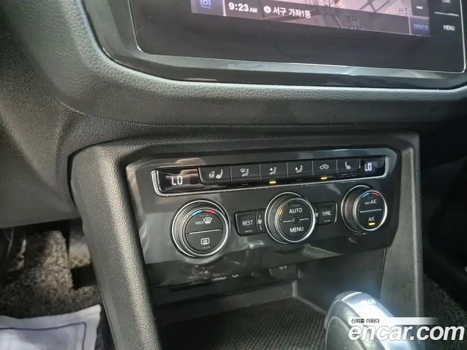Volkswagen Tiguan 2018 2.0 автомат (гидро), фото 14