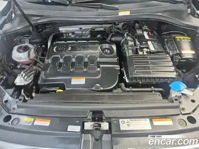 Volkswagen Tiguan 2018 2.0 автомат (гидро), миниатюра 5