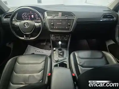 Volkswagen Tiguan 2018 2.0 автомат (гидро), миниатюра 7