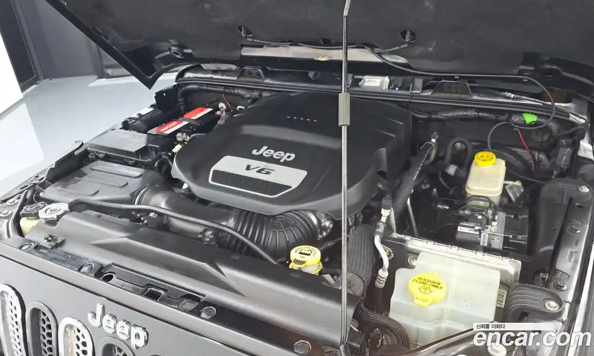 Jeep Wrangler 2016 3.6 автомат (гидро), фото 6