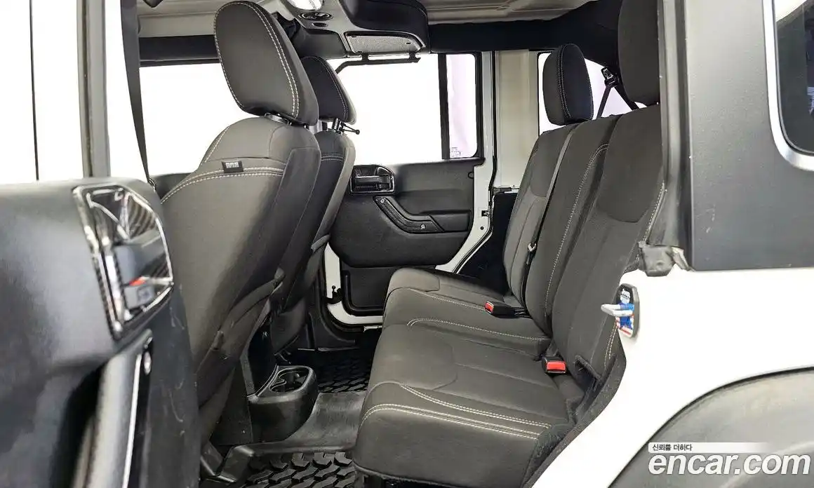 Jeep Wrangler 2017 3.6 автомат (гидро), фото 16