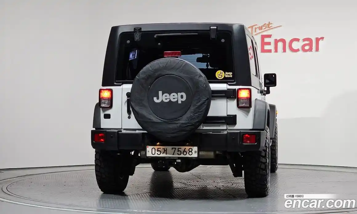 Jeep Wrangler 2017 3.6 автомат (гидро), фото 4