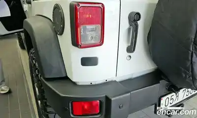Jeep Wrangler 2017 3.6 автомат (гидро), миниатюра 9