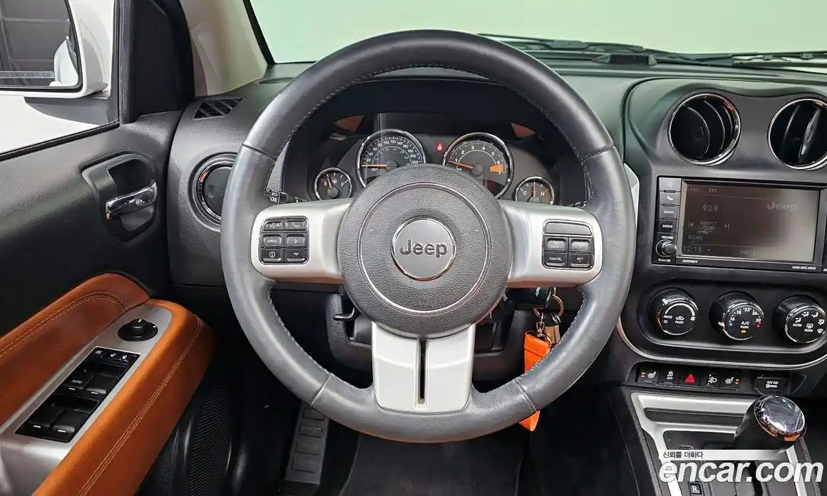 Jeep Compass 2015 2.4 автомат (гидро), фото 12