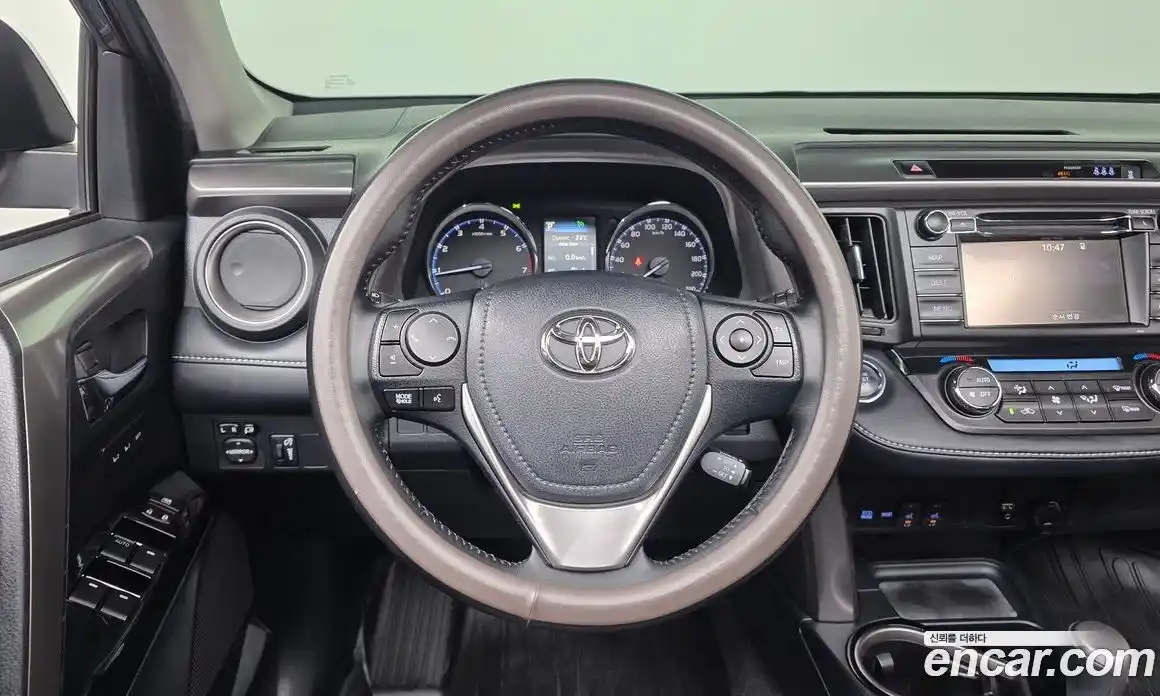 Toyota RAV4 2018 2.5 автомат (гидро), фото 13 Toyota RAV4 2018 2.5 автомат (гидро), фото 13