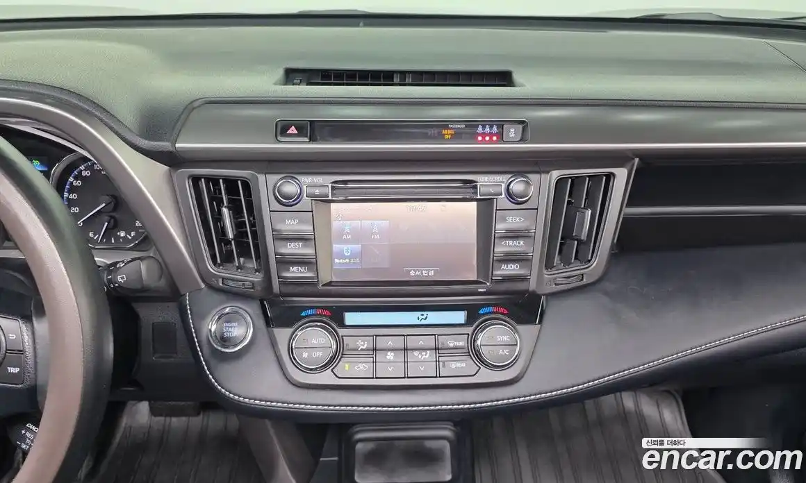 Toyota RAV4 2018 2.5 автомат (гидро), фото 14 Toyota RAV4 2018 2.5 автомат (гидро), фото 14