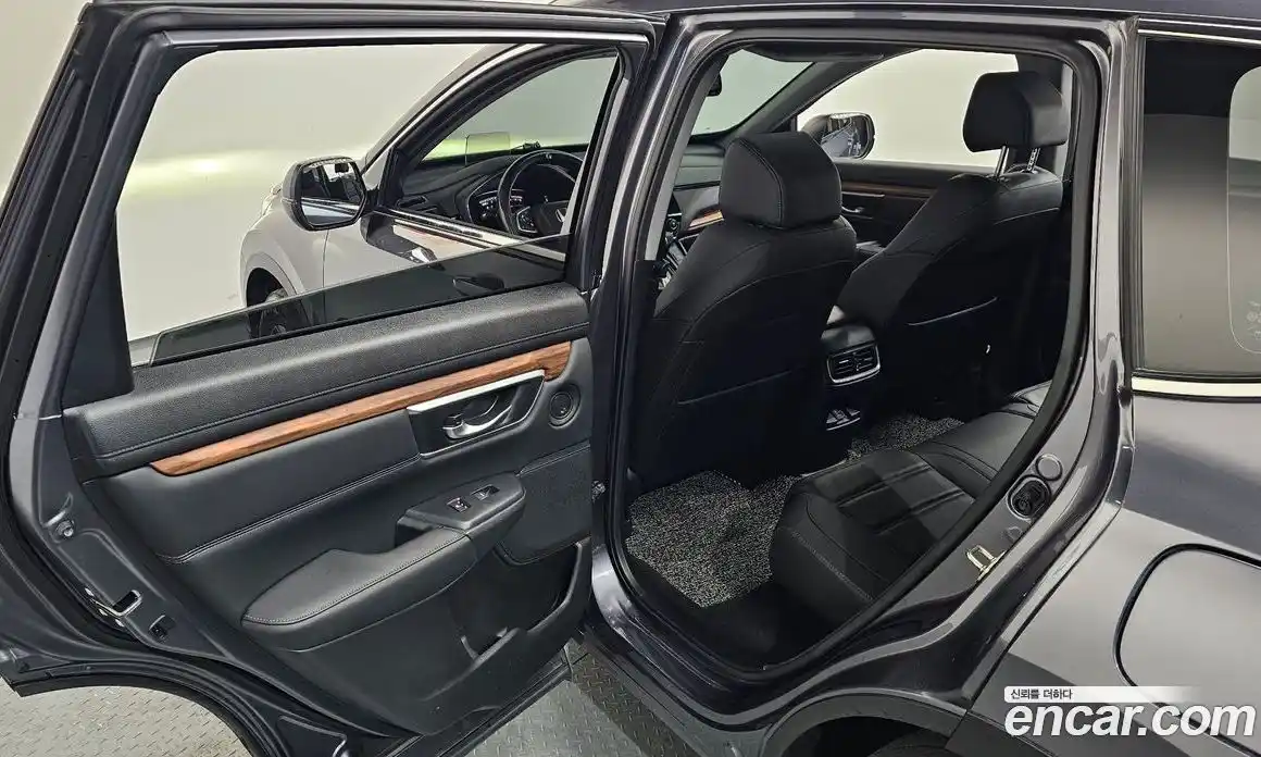 Honda CR-V 2019 1.5 автомат (гидро), фото 26