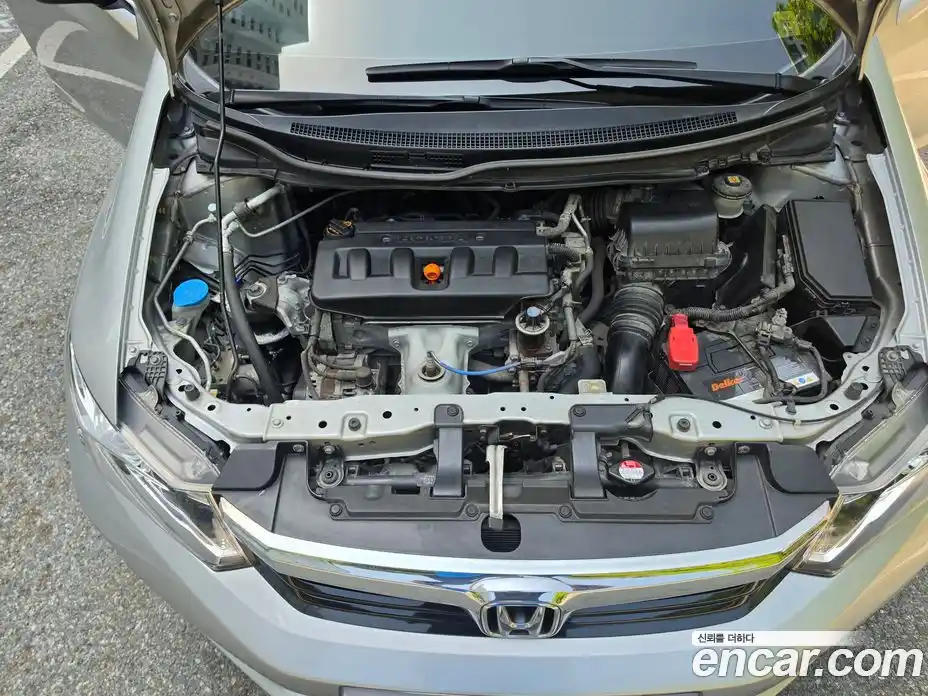 Honda Civic 2012 1.8 автомат (гидро), фото 11