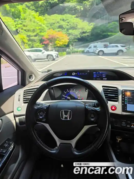 Honda Civic 2012 1.8 автомат (гидро), фото 13