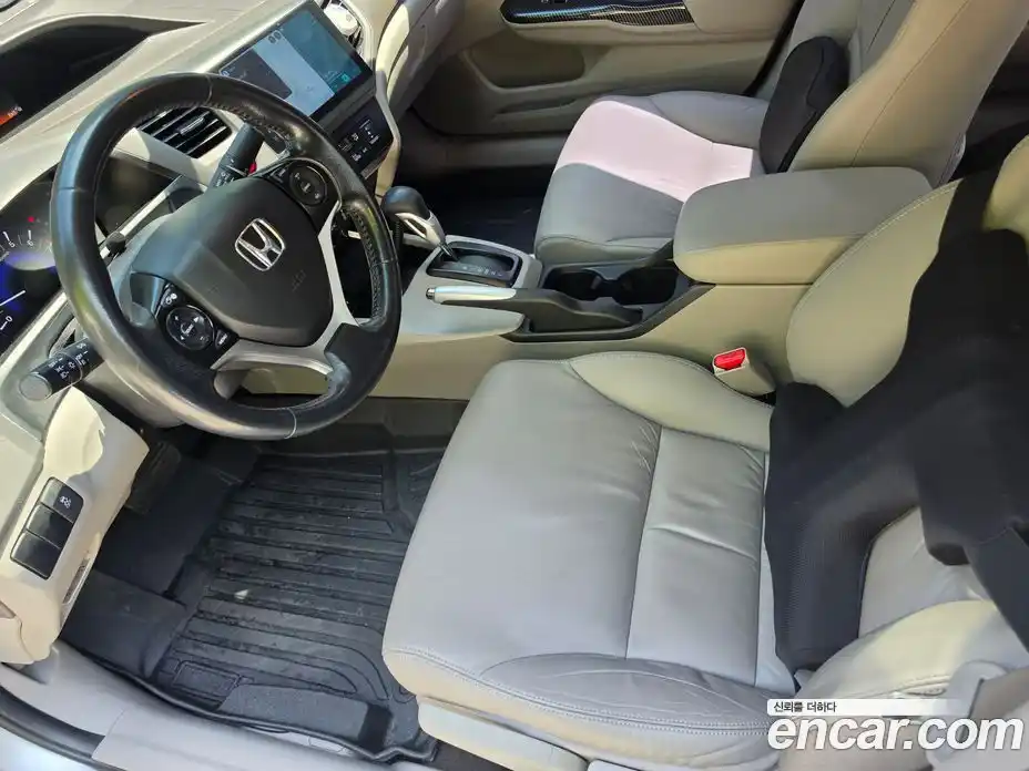 Honda Civic 2012 1.8 автомат (гидро), фото 15