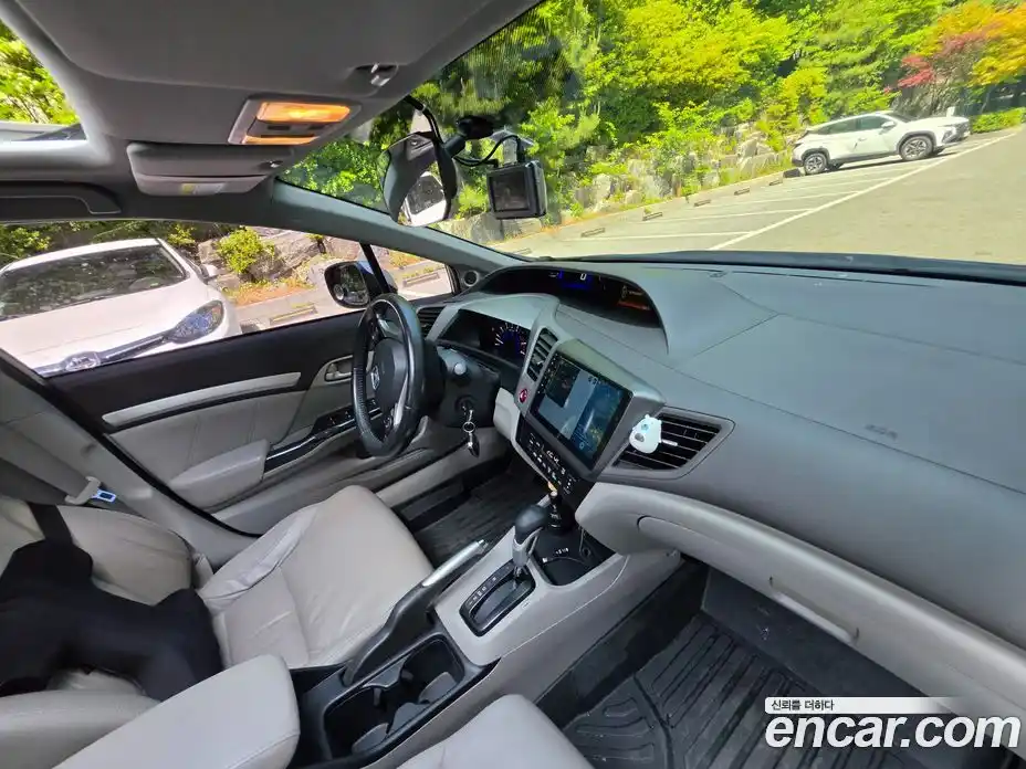 Honda Civic 2012 1.8 автомат (гидро), фото 16