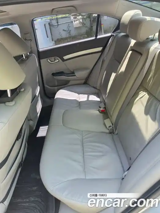 Honda Civic 2012 1.8 автомат (гидро), фото 17