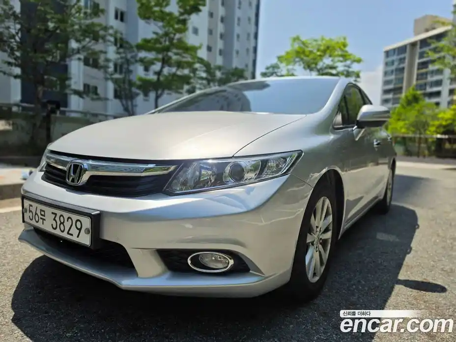 Honda Civic 2012 1.8 автомат (гидро), фото 3