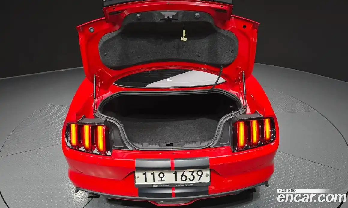 Ford Mustang 2015 2.3 автомат (гидро), фото 20