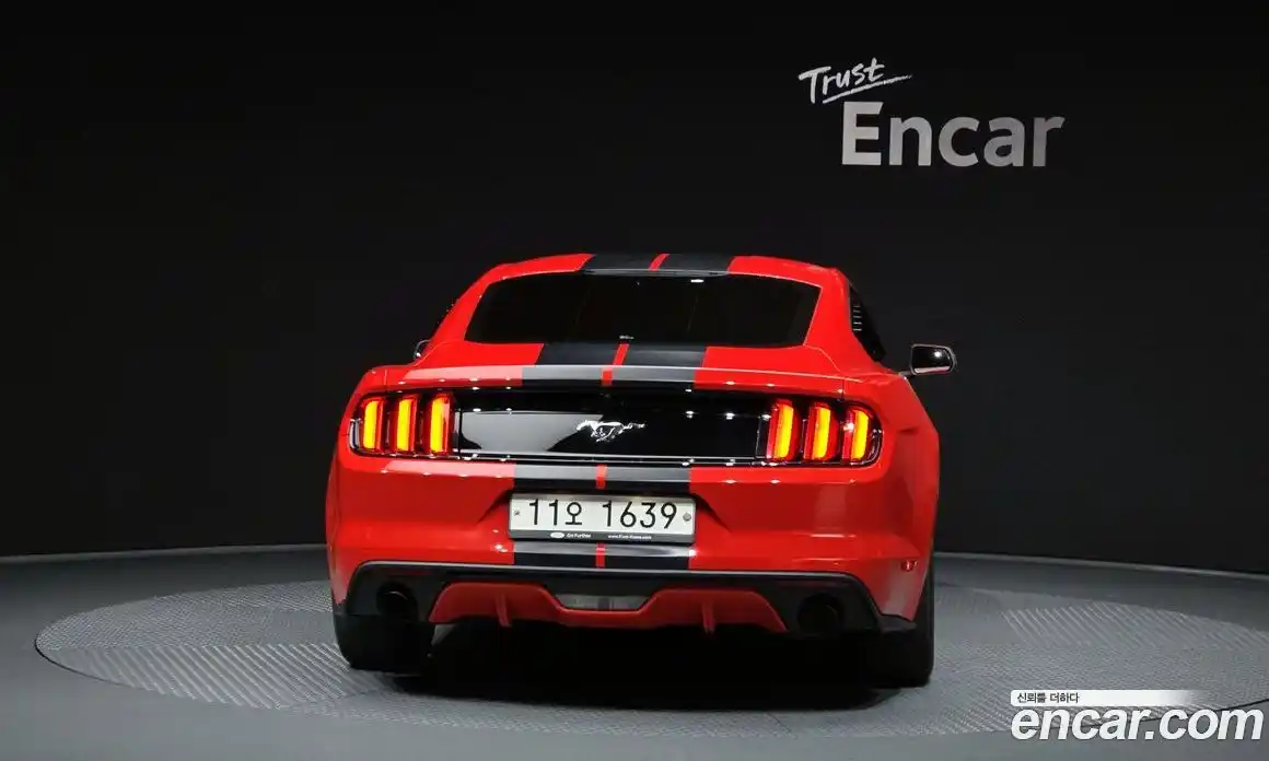 Ford Mustang 2015 2.3 автомат (гидро), фото 4