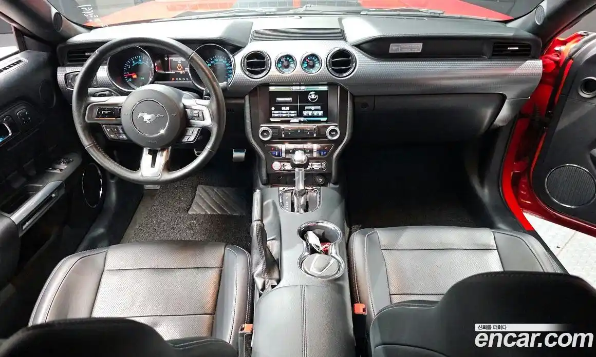 Ford Mustang 2015 2.3 автомат (гидро), фото 7