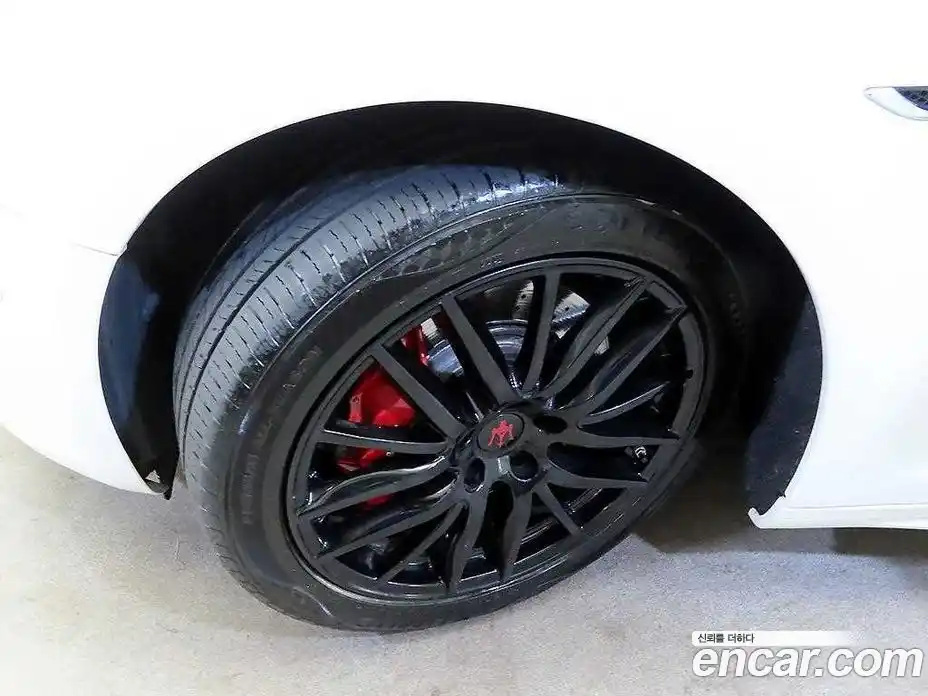 Maserati Ghibli 2019 3.0 автомат (гидро), фото 20