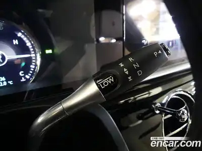 Rolls-Royce Ghost 2021 6.7 автомат (гидро), миниатюра 8