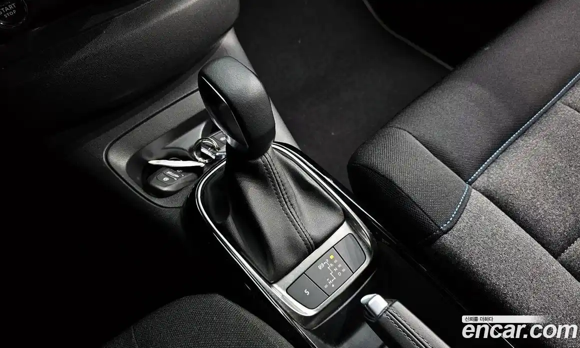 Citroen C4 Cactus 2021 1.5 автомат (гидро), фото 9 Citroen C4 Cactus 2021 1.5 автомат (гидро), фото 9