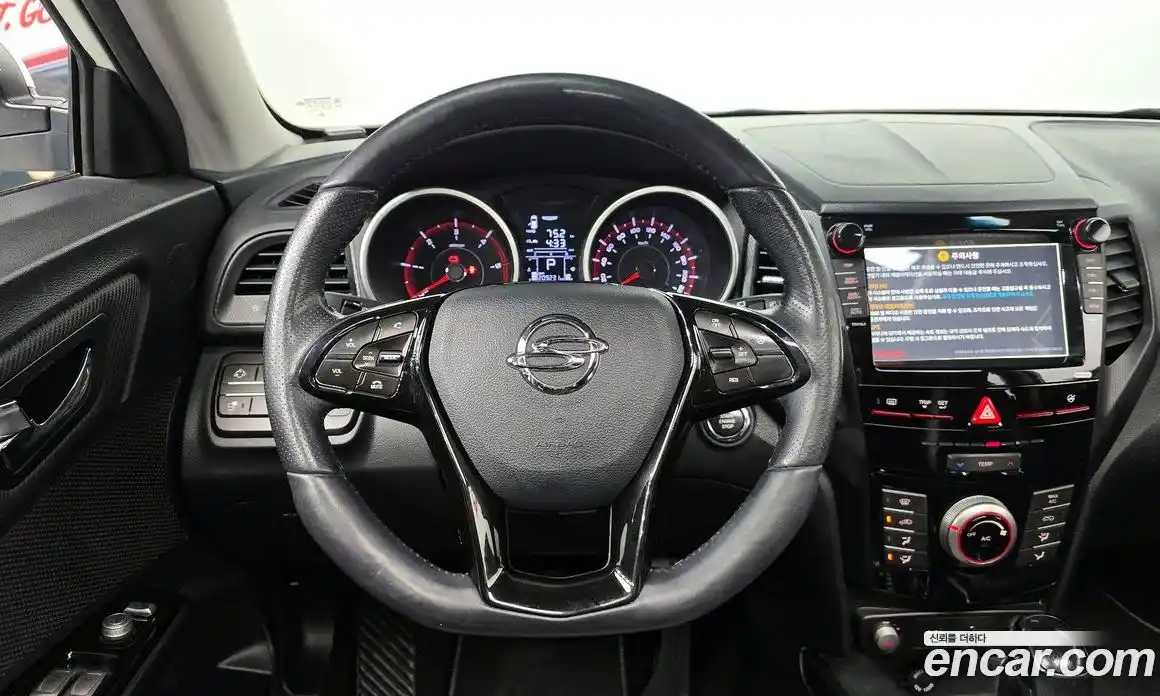 SsangYong TIBOLI 2016 1.6 автомат (гидро), фото 13
