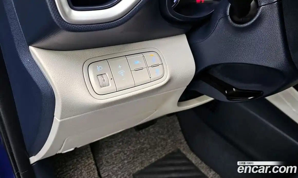 Hyundai Venue 2021 1.6 автомат (гидро), фото 17