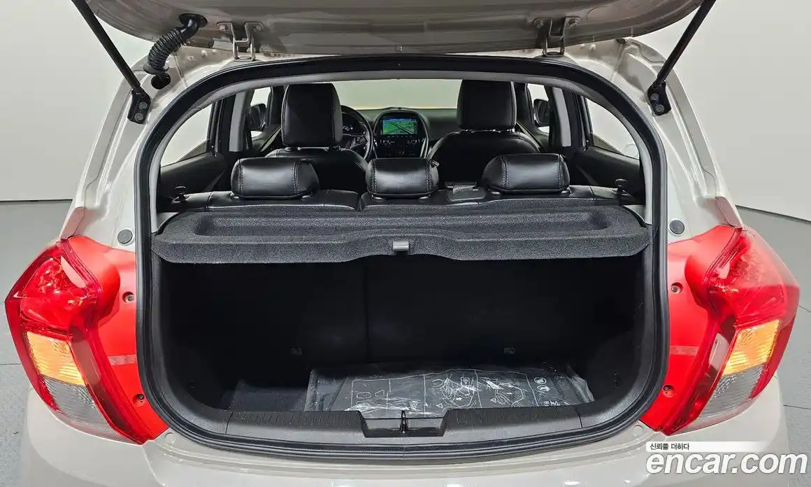 Chevrolet Spark 2019 1.0 автомат (гидро), фото 20