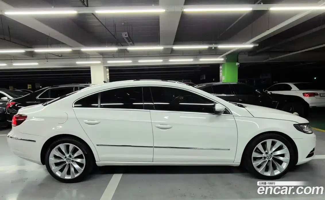 Volkswagen CC 2014 2.0 автомат (гидро), фото 1