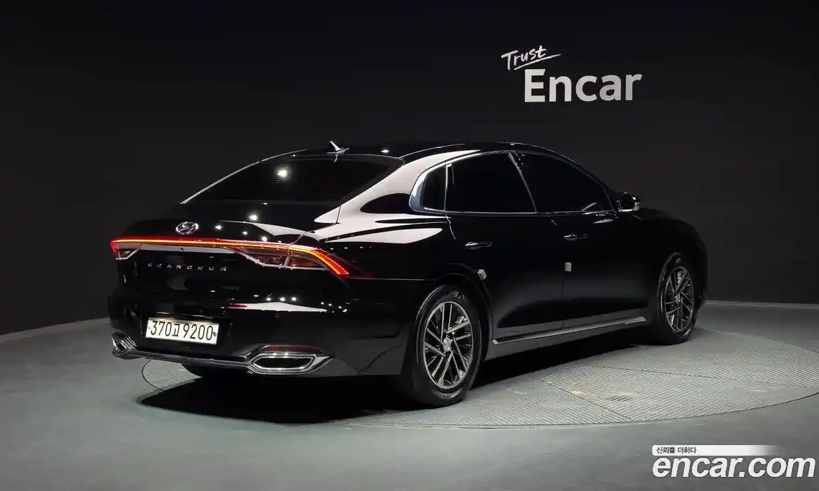 Hyundai Grandeur 2022 3.0 автомат (гидро), фото 2