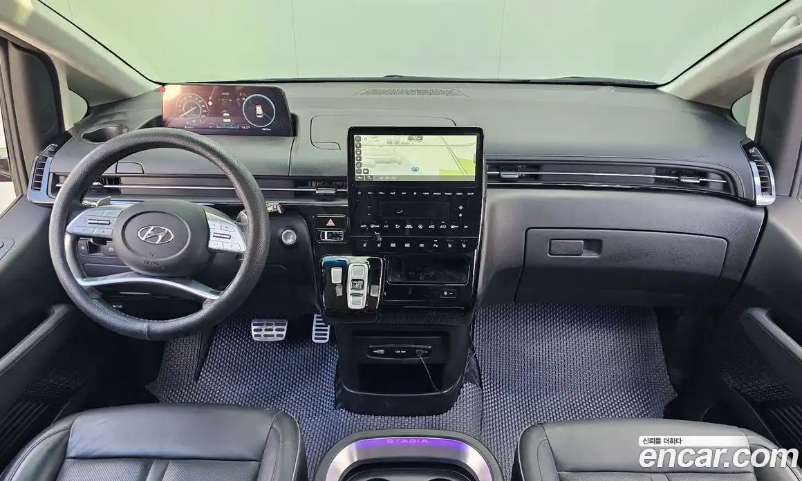 Hyundai Staria 2022 2.2 автомат (гидро), фото 7