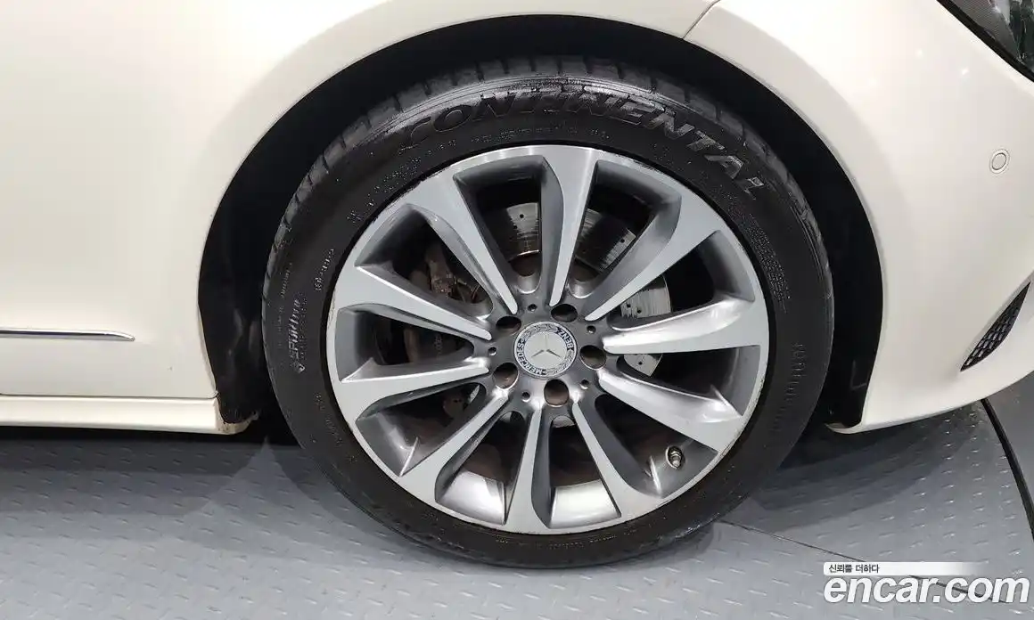 Mercedes-Benz CLS-Class 2016 2.1 гидро, фото 5 Mercedes-Benz CLS-Class 2016 2.1 гидро, фото 5