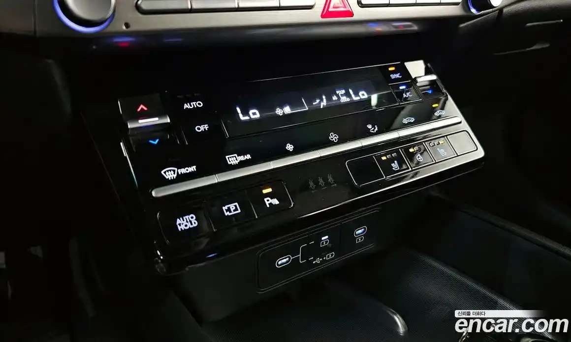 Hyundai Grandeur 2023 2.5 автомат (гидро), фото 18