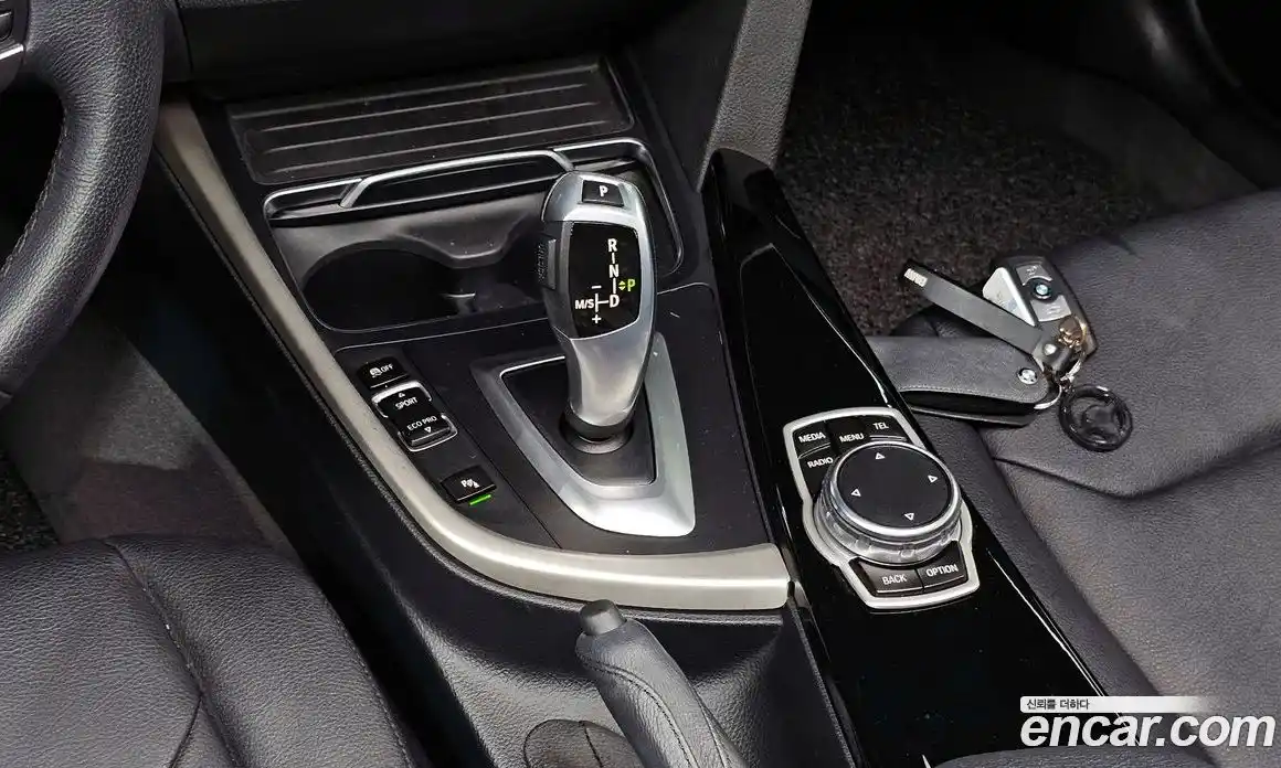 BMW 3 серия 2015 2.0 автомат (гидро), фото 9