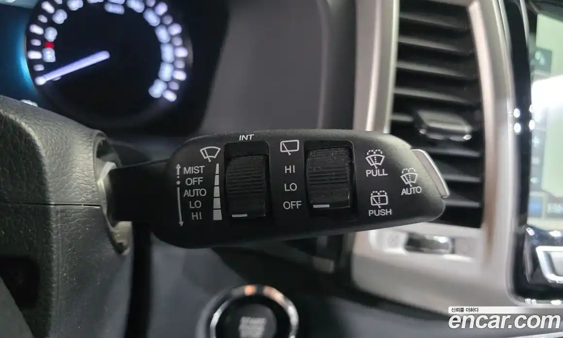 SsangYong Rexton 2017 2.2 автомат (гидро), фото 32