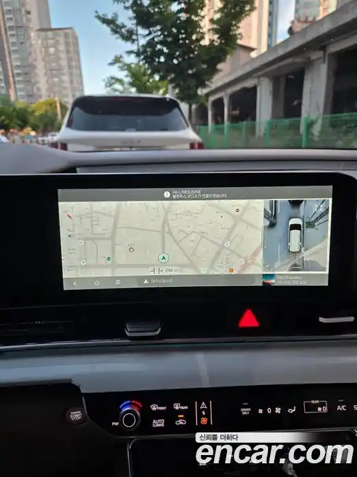 Kia Carnival 2026 1.6 автомат (гидро), фото 13