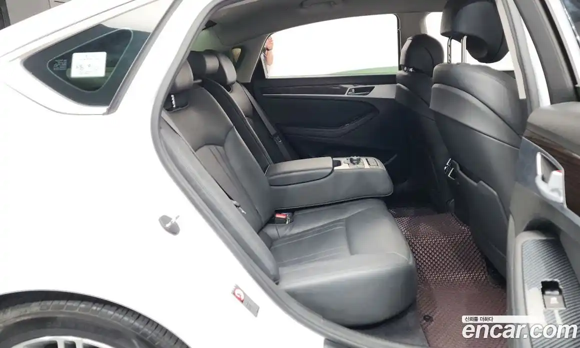 Genesis G80 2016 3.3 автомат (гидро), фото 17
