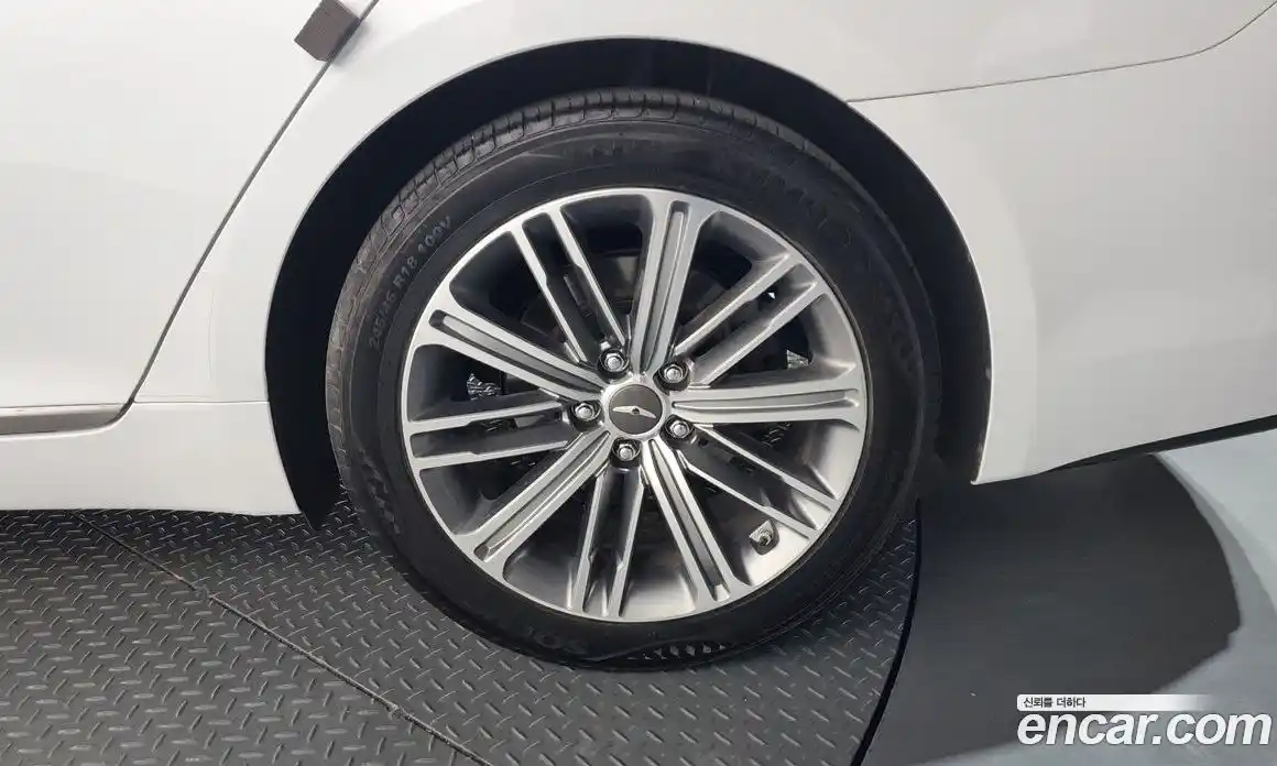 Genesis G80 2016 3.3 автомат (гидро), фото 7